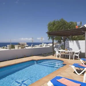 2-bedroom-villa-the-bungalow-with-private-heated-pool.puertodelcarmen-hotels.org/